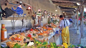 Utendørsservering
