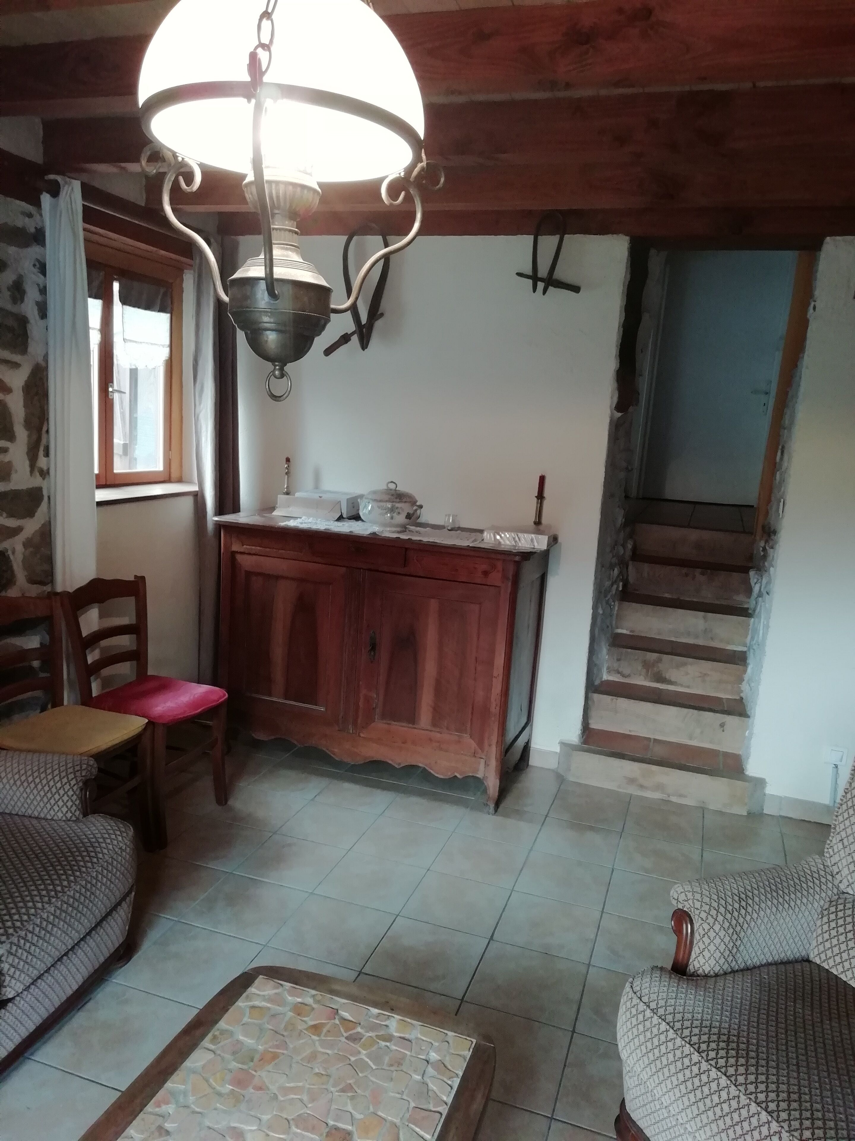 Detached village house 700 m alt south full with small garden