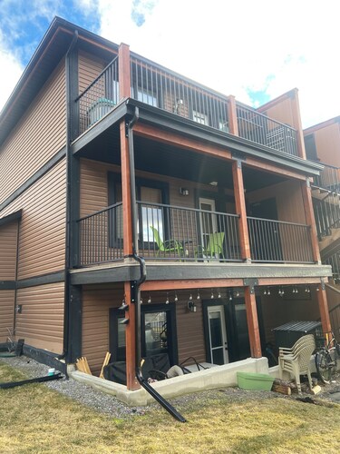 Affordable Cozy Condo in Radium Hotsprings