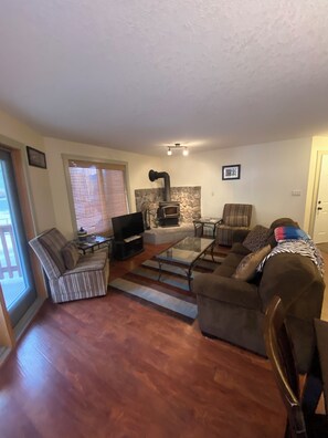 تلفزيون، مدفأة