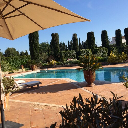 Charmante Villa mit privatem Pool