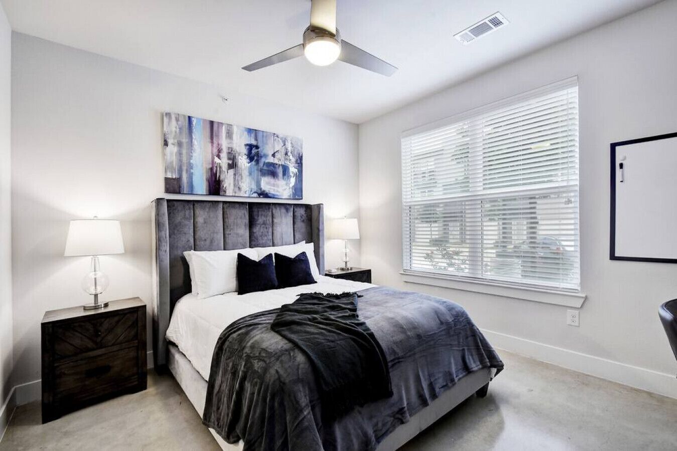 Southtown Modern | Pool | Netflix | Coffee + Tea