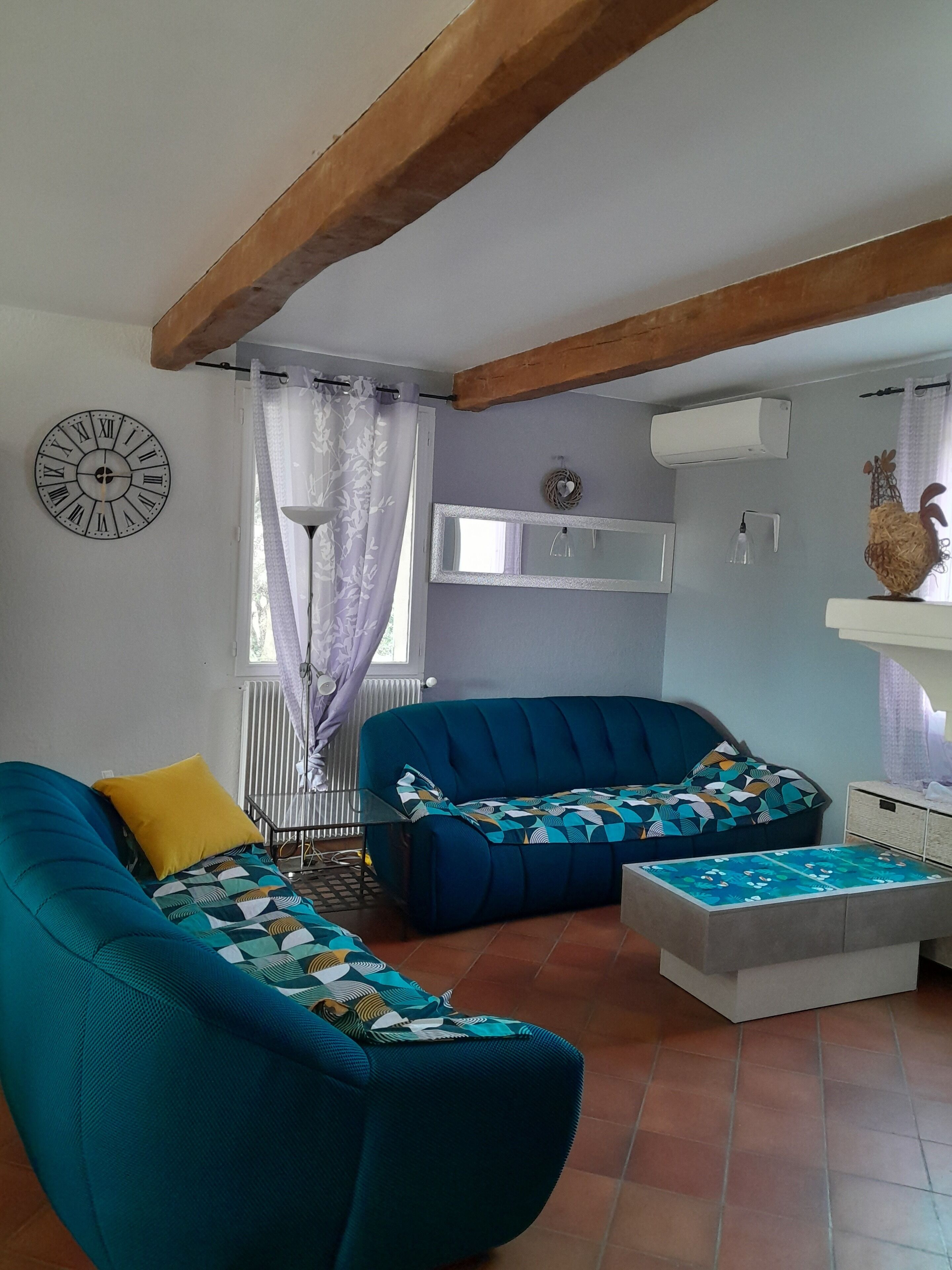 TV, fireplace, DVD player, ping pong