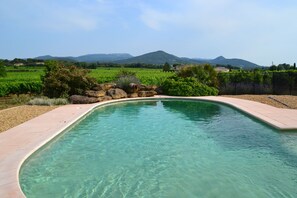 Alberca al aire libre 