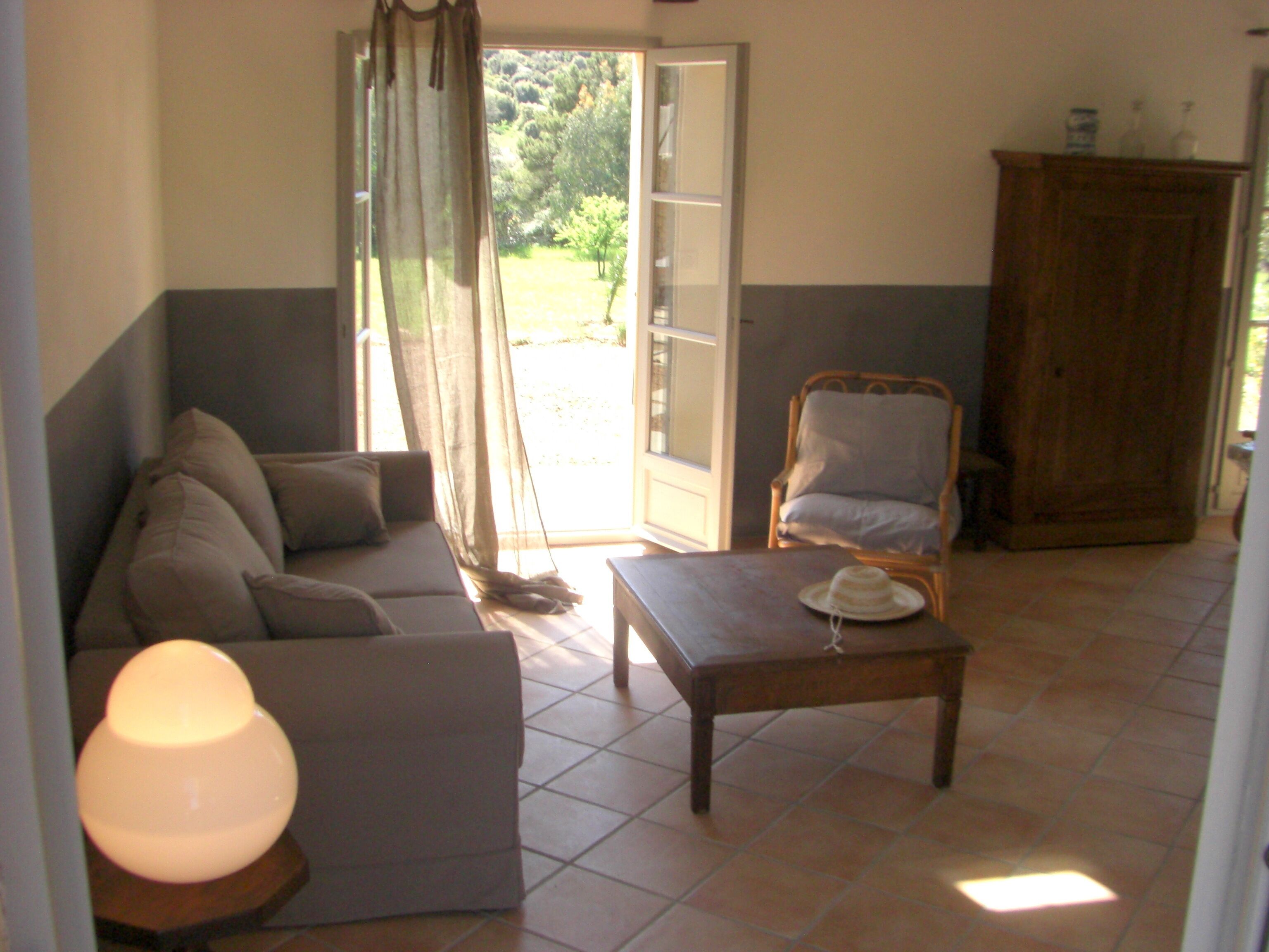 CASA ROSUMARINU *** flooded with the scent of the maquis