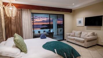 9 bedrooms, in-room safe, iron/ironing board, travel cot