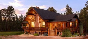 Private lodge Black Hills, kids<10yrs free, Custer Rushmore call 4 <10 Grp rates