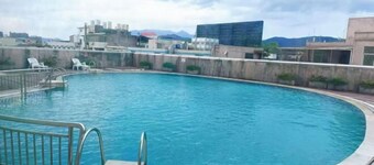 Dragon City International Hotel