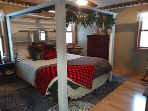 3 bedrooms, iron/ironing board, WiFi, bed sheets - Lake Country Home in the Pines Is A Relaxing Vacation Getaway (Park Rapids)