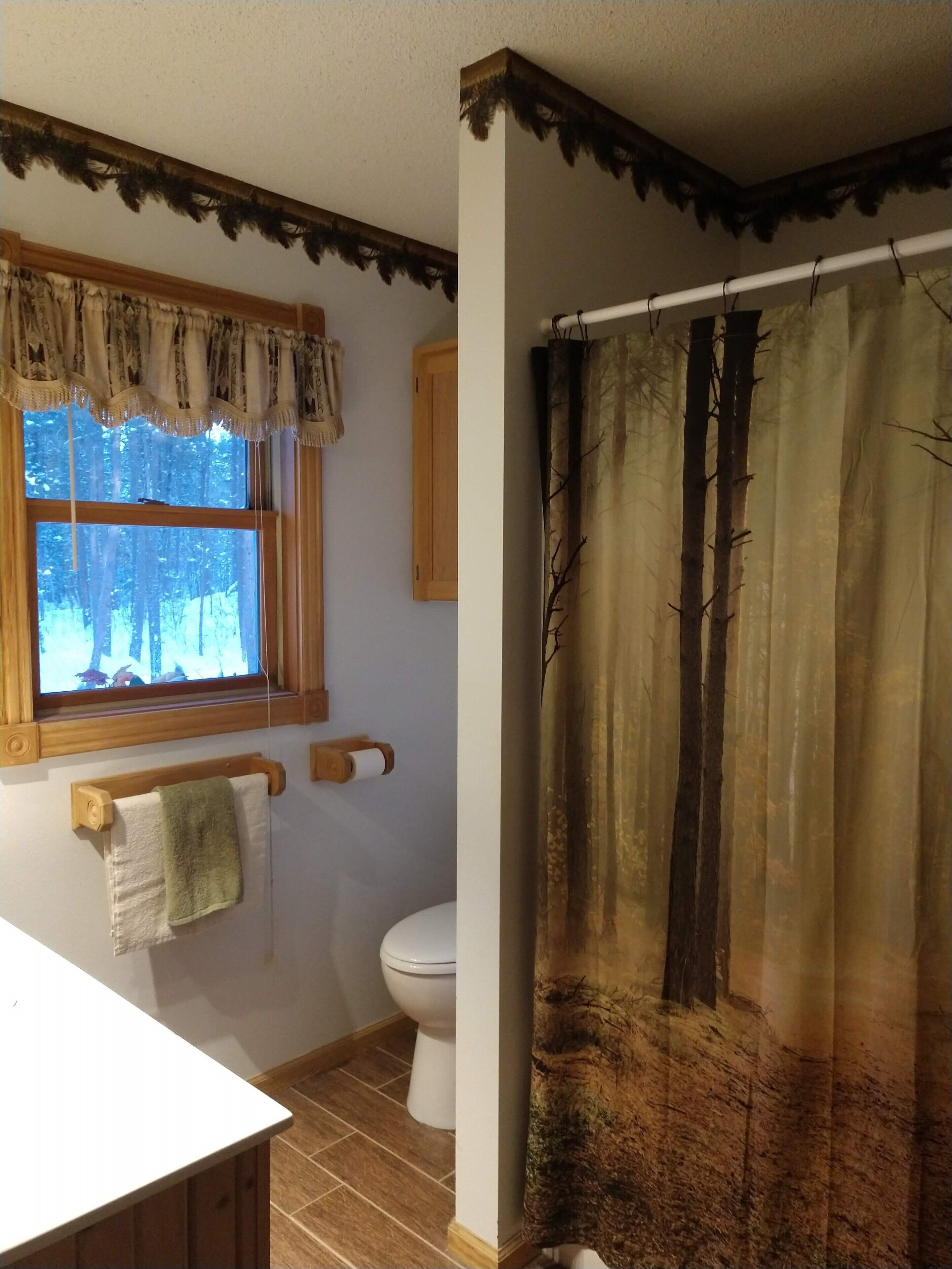 Lake Country Home in the Pines Is A Relaxing Vacation Getaway