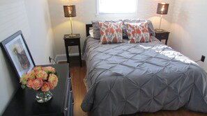 3 makuuhuonetta, työpöytä, silitysrauta/-lauta, ilmainen Wi-Fi