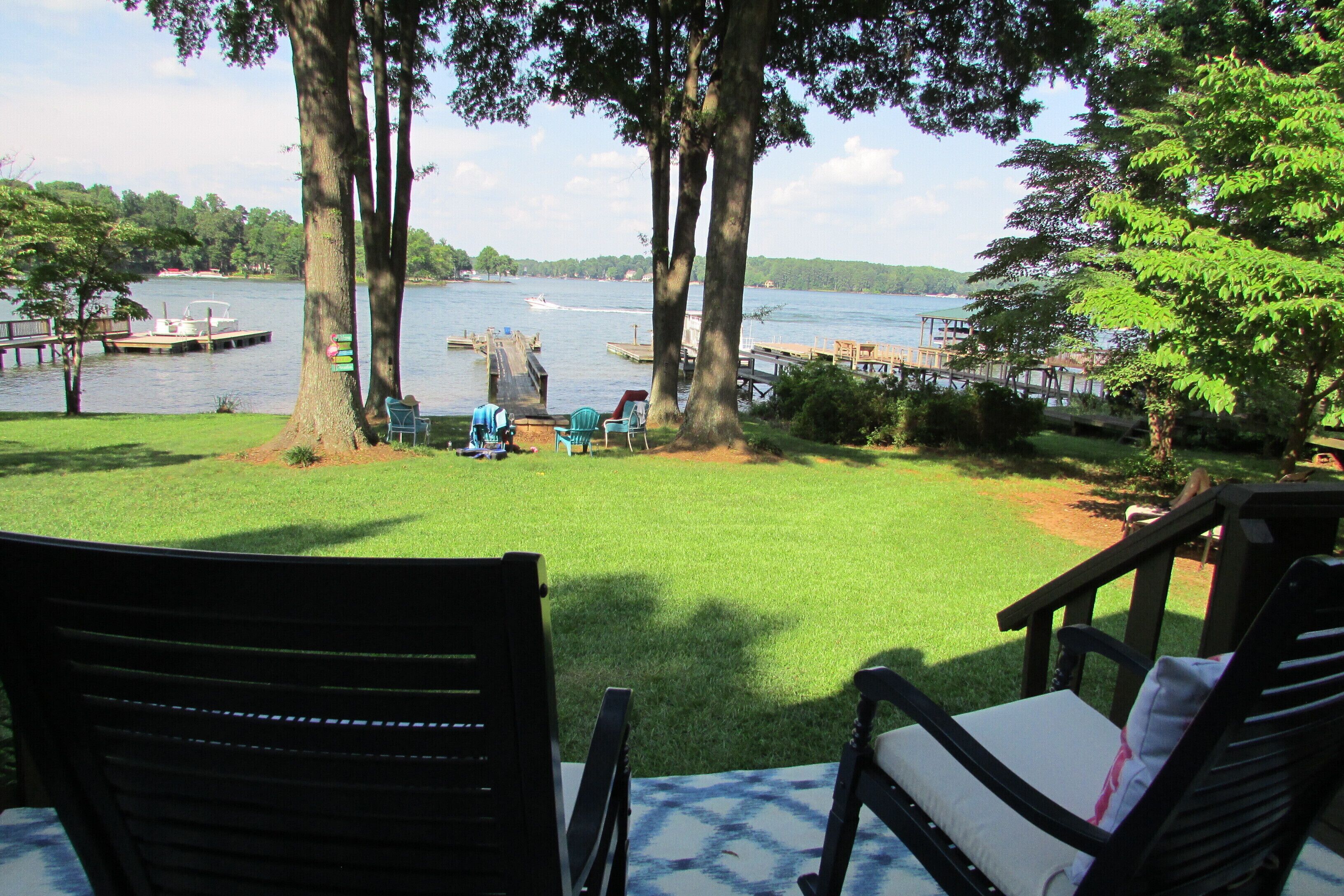 SPECTACULAR LAKEFRONT OASIS New to VRBO