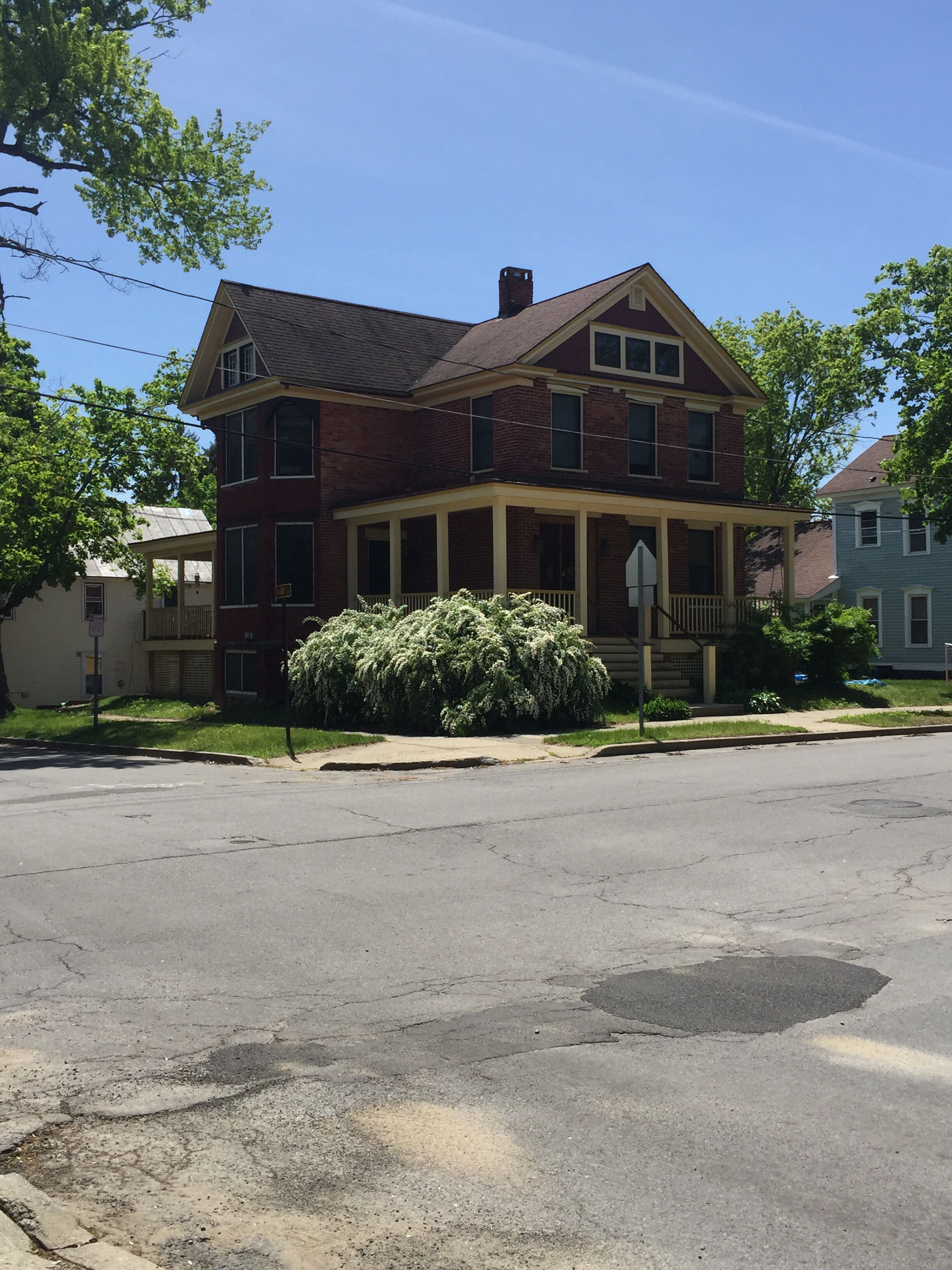 Saratoga Springs Victorian Rental