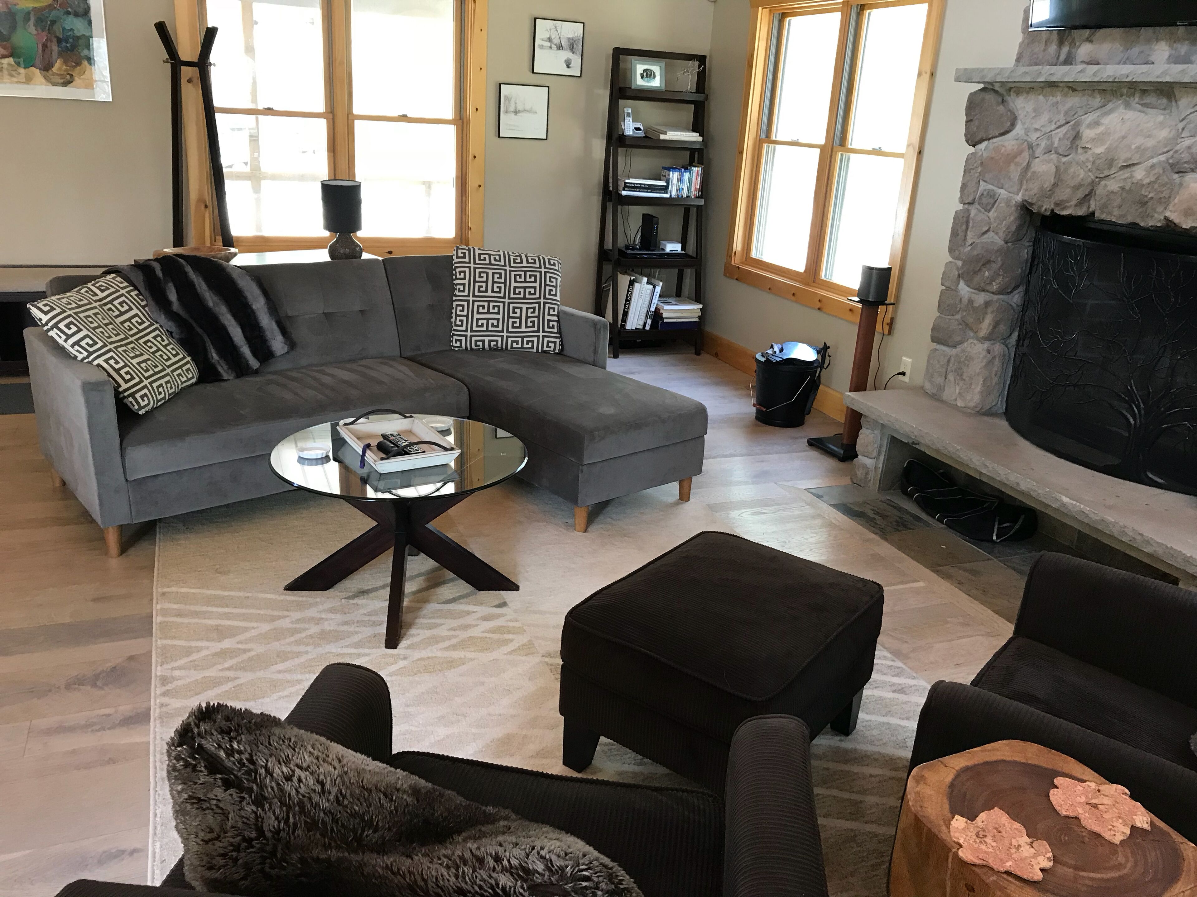 New Catskills/Delaware River /Private Mountain Home/100 from NYC/ ski, raft