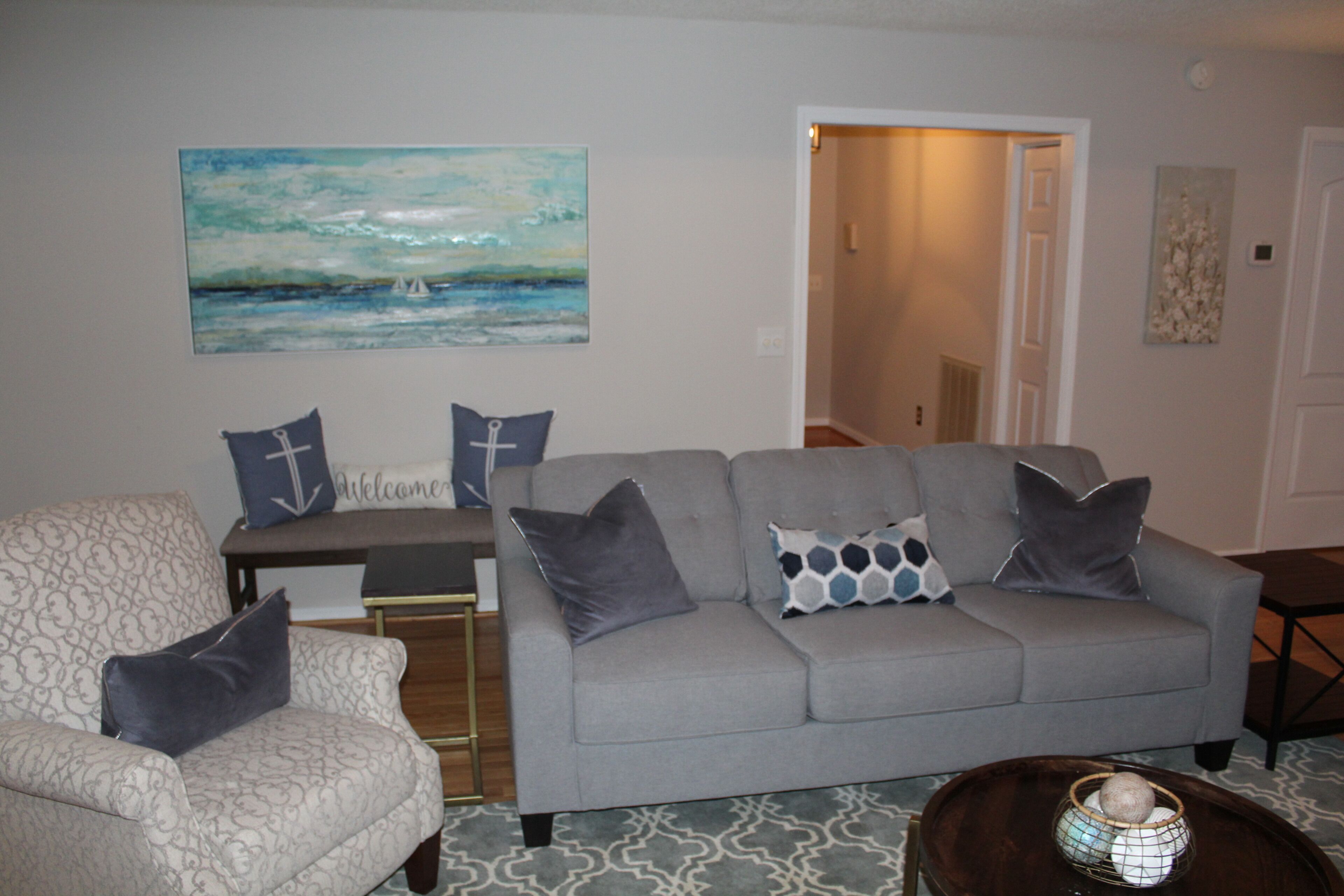 Cape Cod Charmer w/Fire Pit 4BR/3.5BA on Lake Hartwell, near Anderson & Clemson!