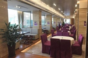 Restaurant - Lianzhou International Hotel (Lianzhou)