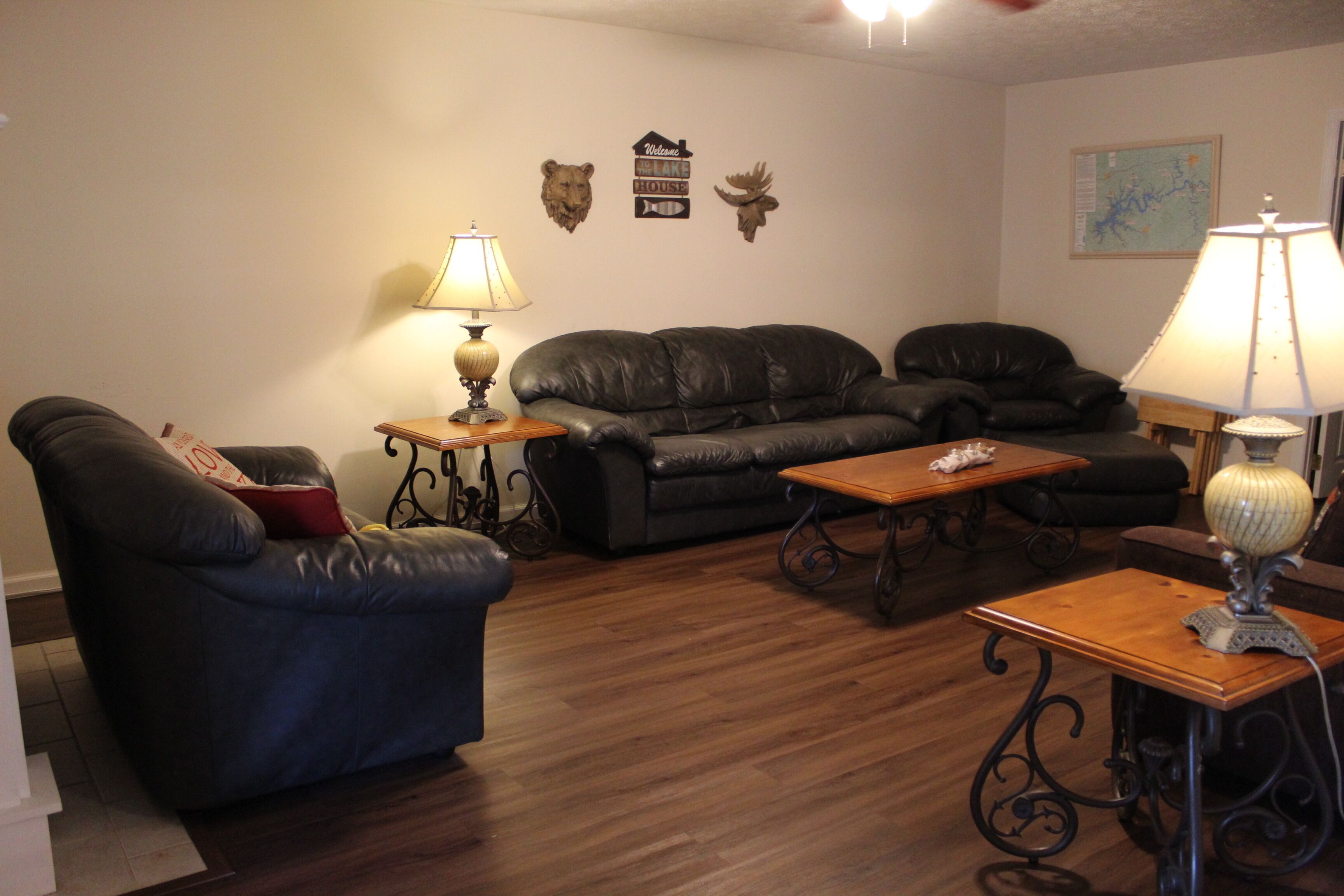 Lake Cumberland Vacation Home, Overlooking Private Fishing Pond