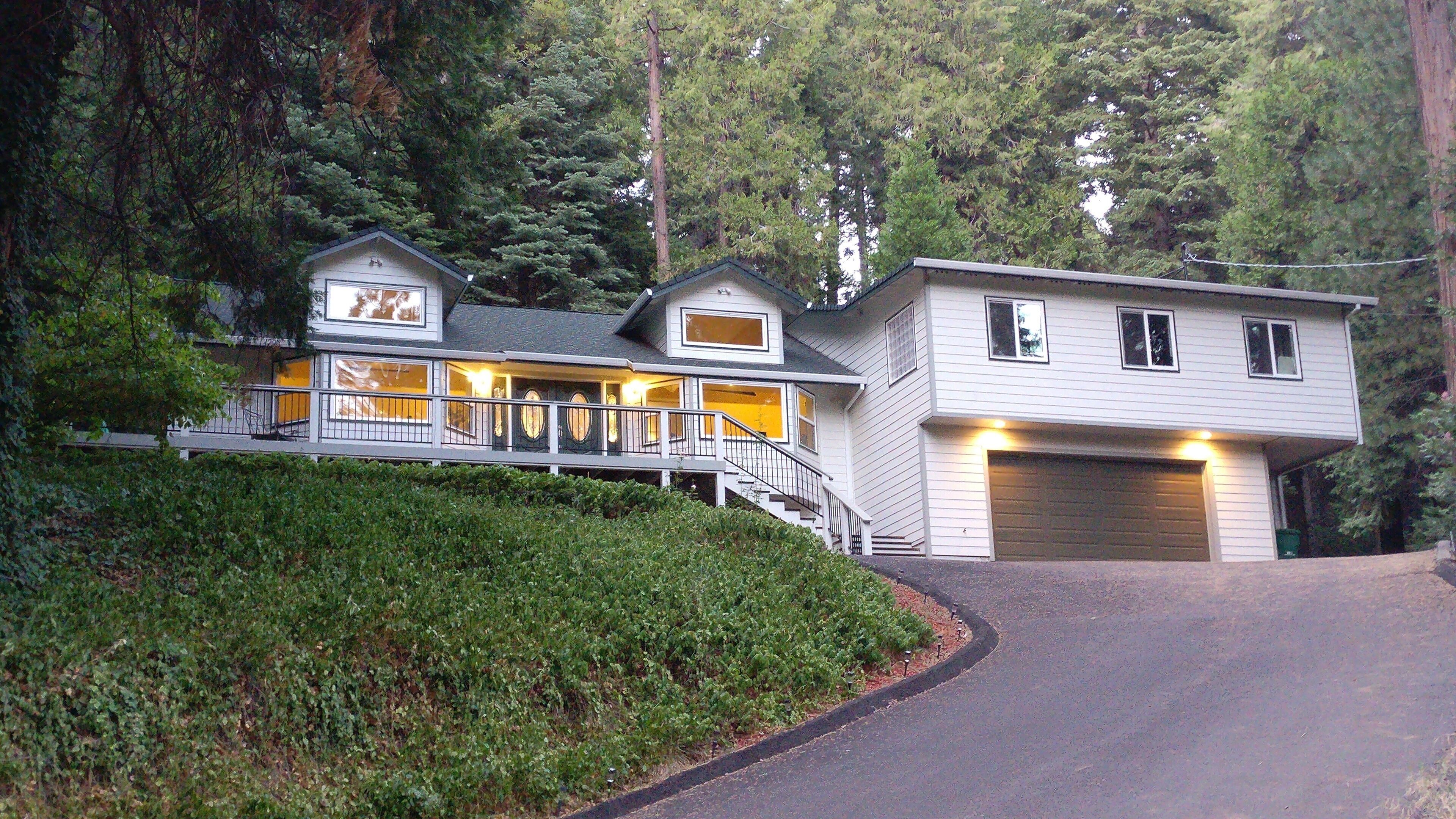 Come Escape! mountains, lakes, rivers, Apple Hill, wine, snow, ski, hike, relax!