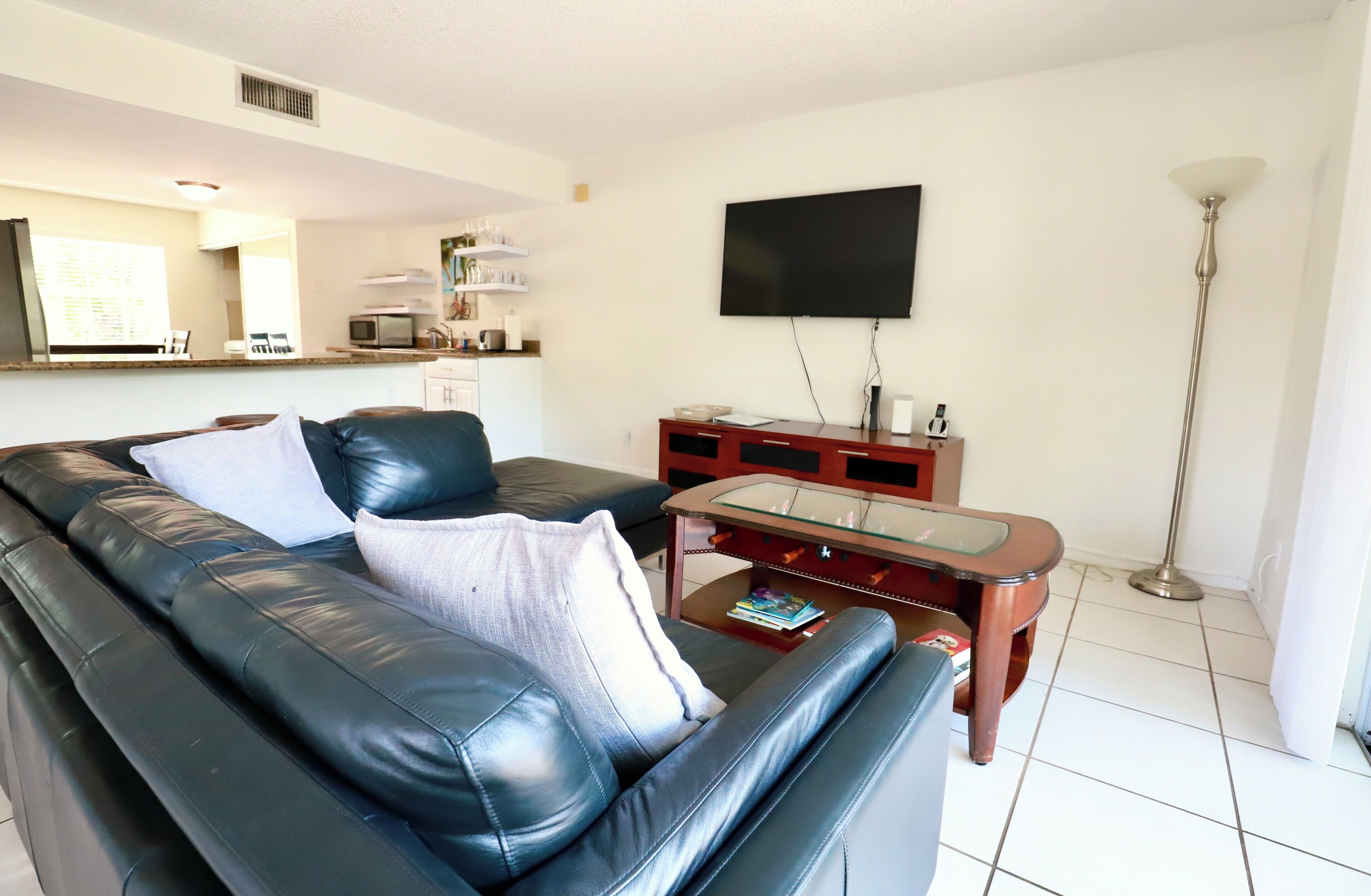 Close to Cruise Port, Airport, Downtown, and Beaches