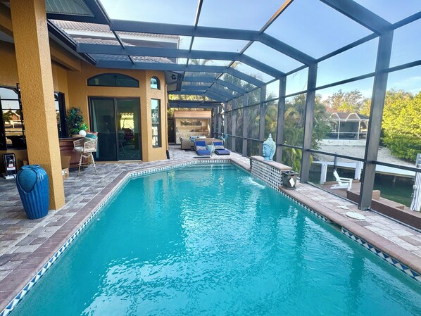 Outdoor pool, a heated pool