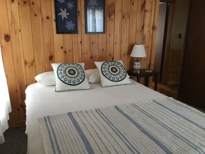 4 chambres, fer et planche à repasser, Wi-Fi gratuit, draps fournis