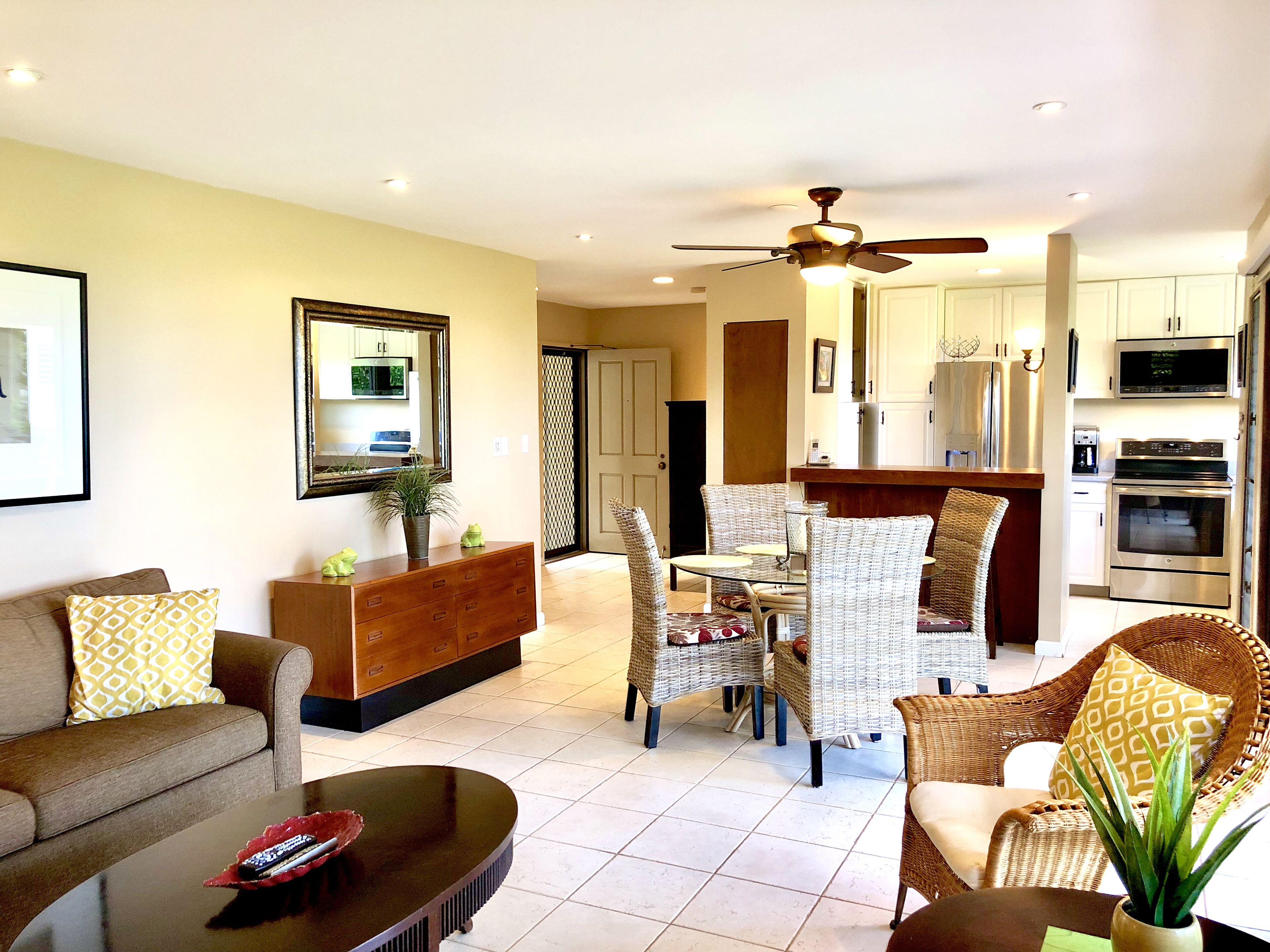 Ocean Views & Privacy! Best Value! Modern Ekolu Remodeled Home