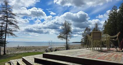 Drummond Island Hotel & Vacation Homes - Star Gazer Cottage