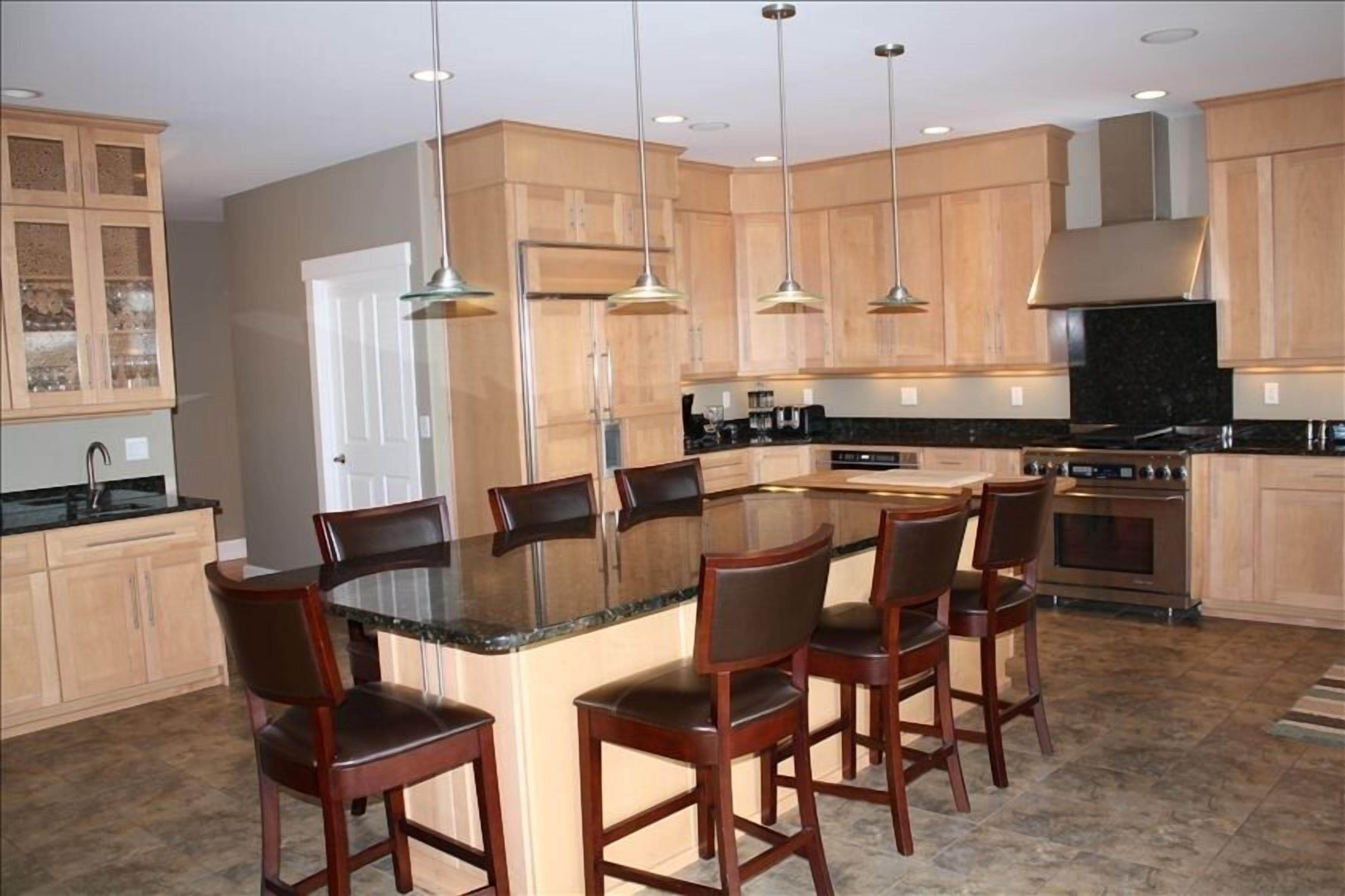 Westside Views Overlooking Useless Bay