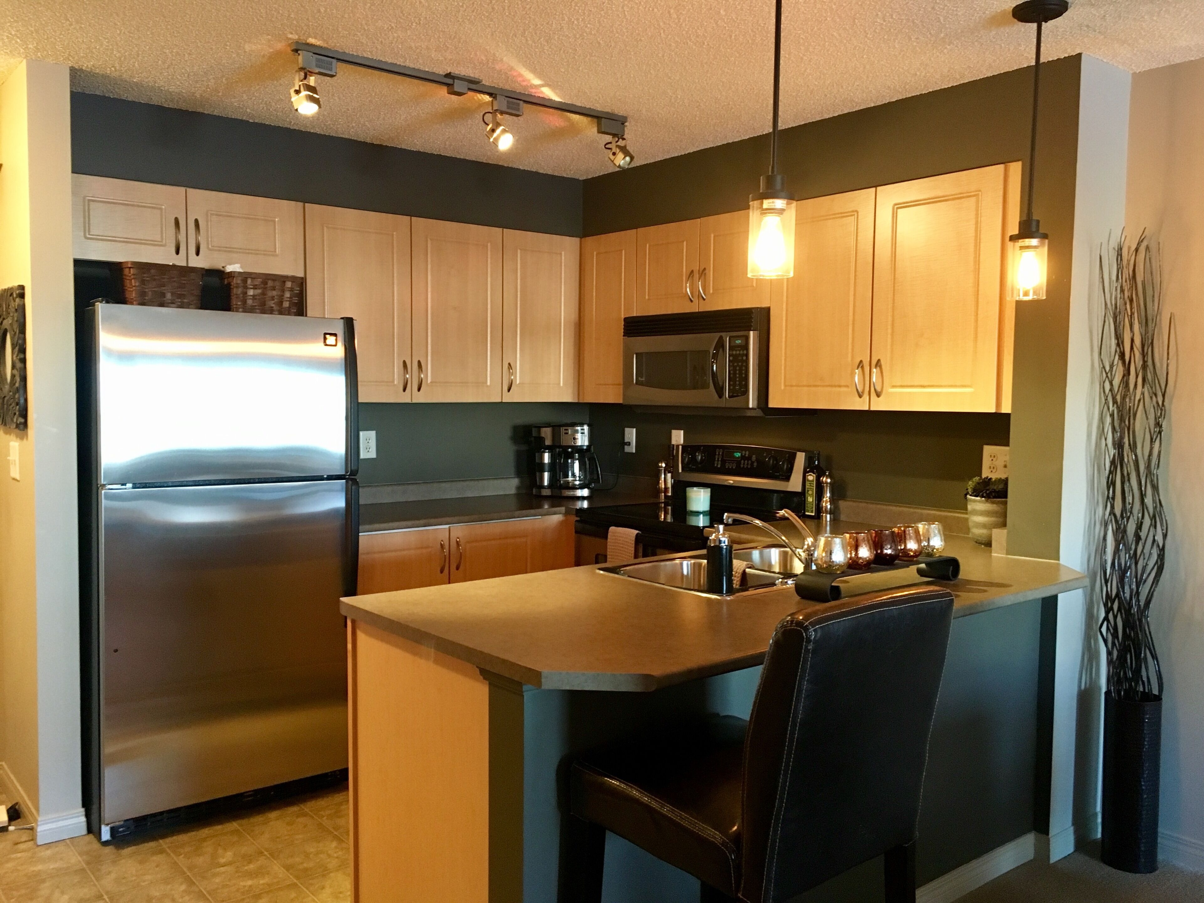 Beautifully decorated and sparkling condo in southwest Edmonton