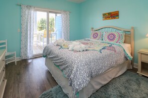 4 makuuhuonetta, silitysrauta/-lauta, vauvan matkasänky, ilmainen Wi-Fi