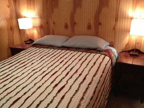 3 عدّة غرف نوم وملاءات أسرّة