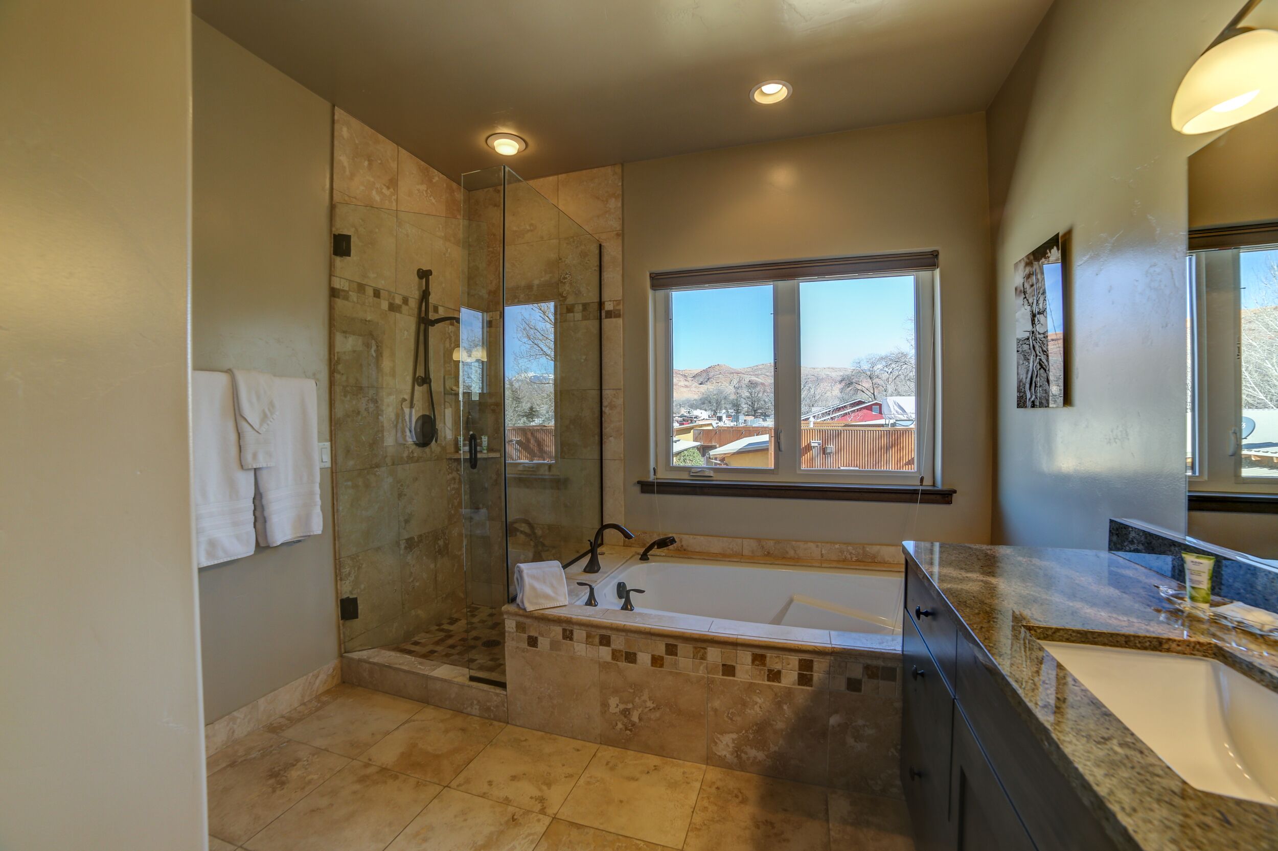 3B/2B Modern Downtown Moab Townhouse - Great Location