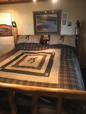 2 chambres, surmatelas, Wi-Fi gratuit, draps fournis