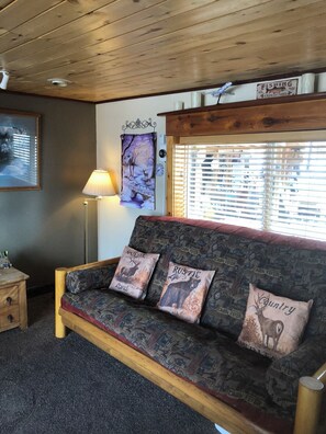 Smart-TV, peis og stereoanlegg