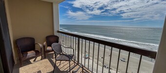 Cherry Grove. 3 bedroom, 3 bath oceanfront condo. Indoor Pool.