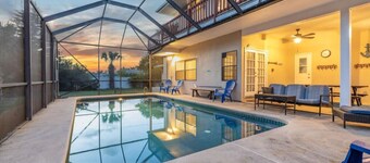 TIKI BLUE SOUTH: Walk to Beach + Heated Pool