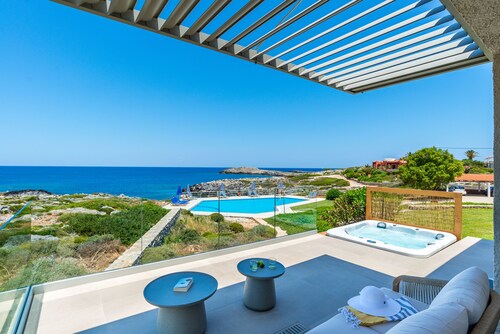 Seafront Junior Villa with private heated Jacuzzi