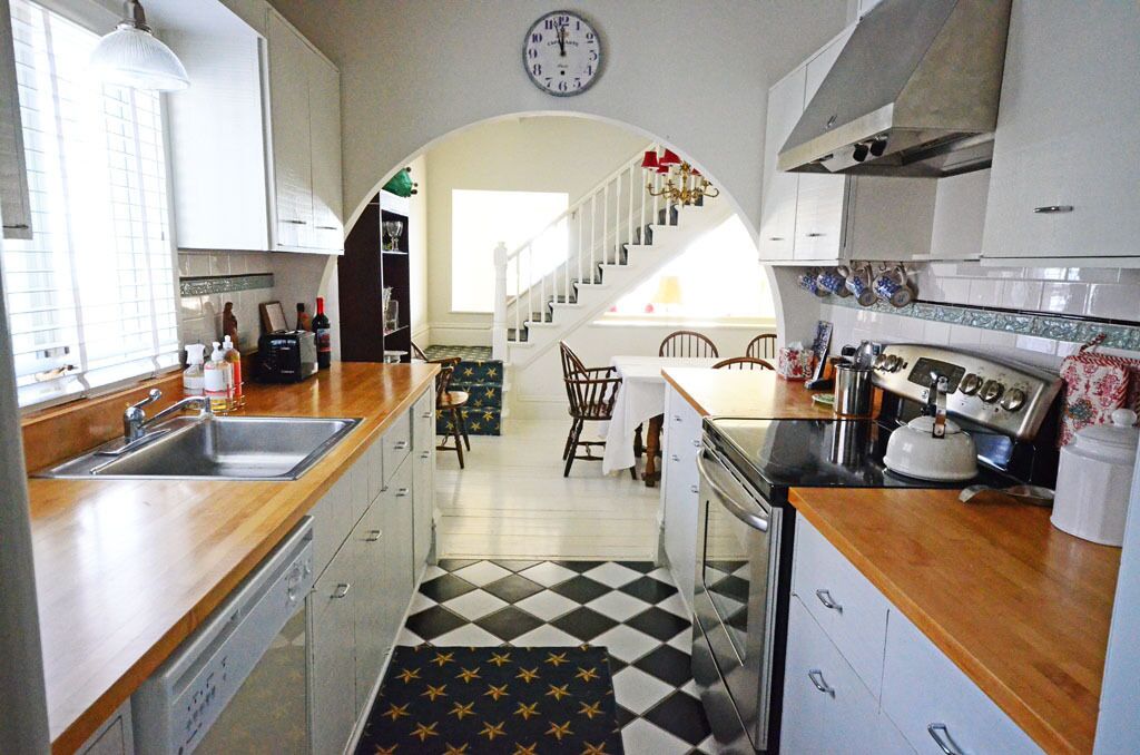 Rarely Available Vintage East Bluff Drive Cottage