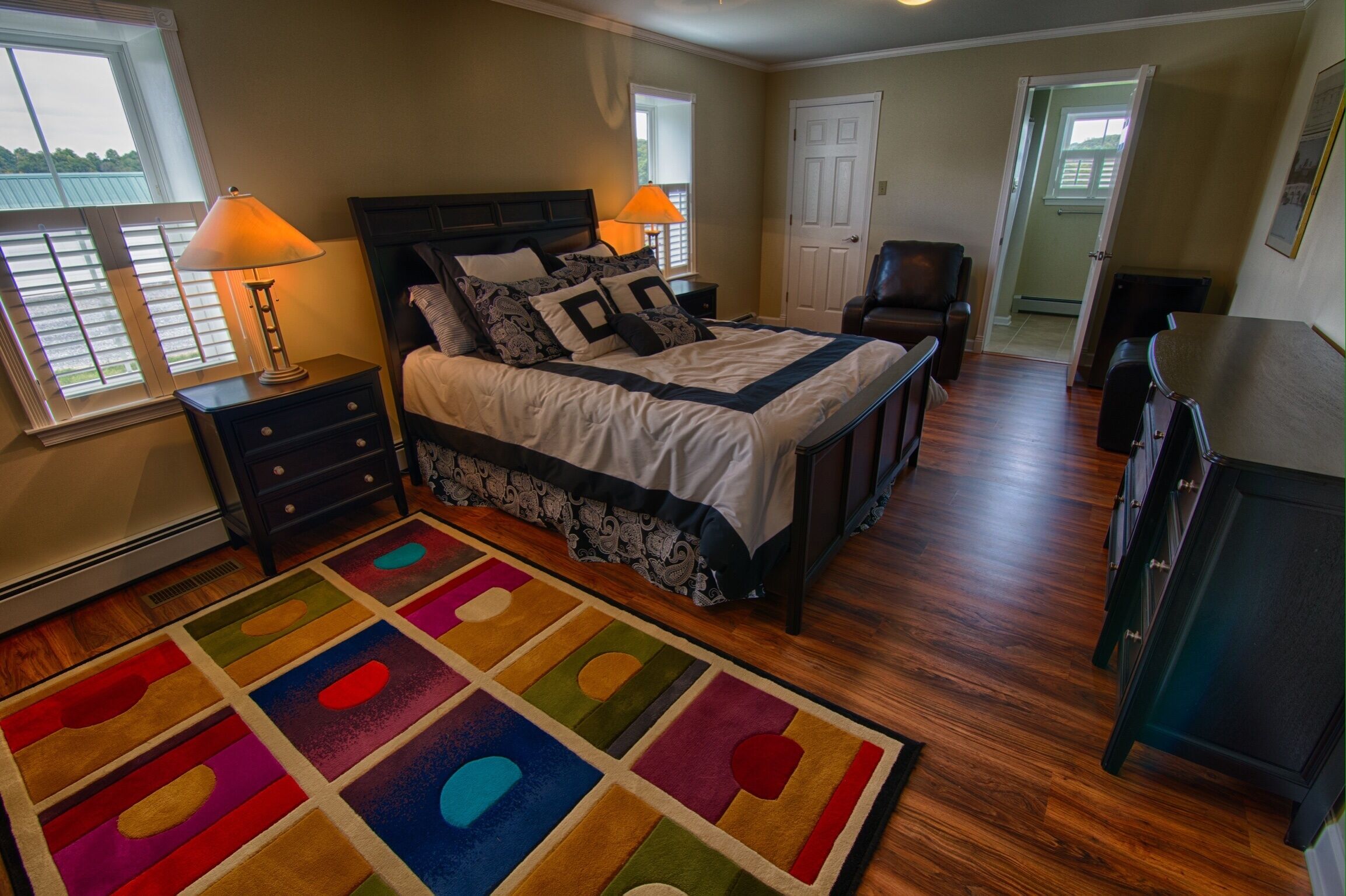 The Lincoln House   (or for retreats book the whole Caboose Farm compound)