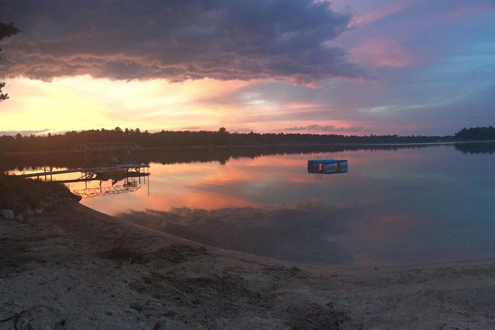 Read the reviews- kid paradise!, amazing beach, super clean, majestic!, wifi