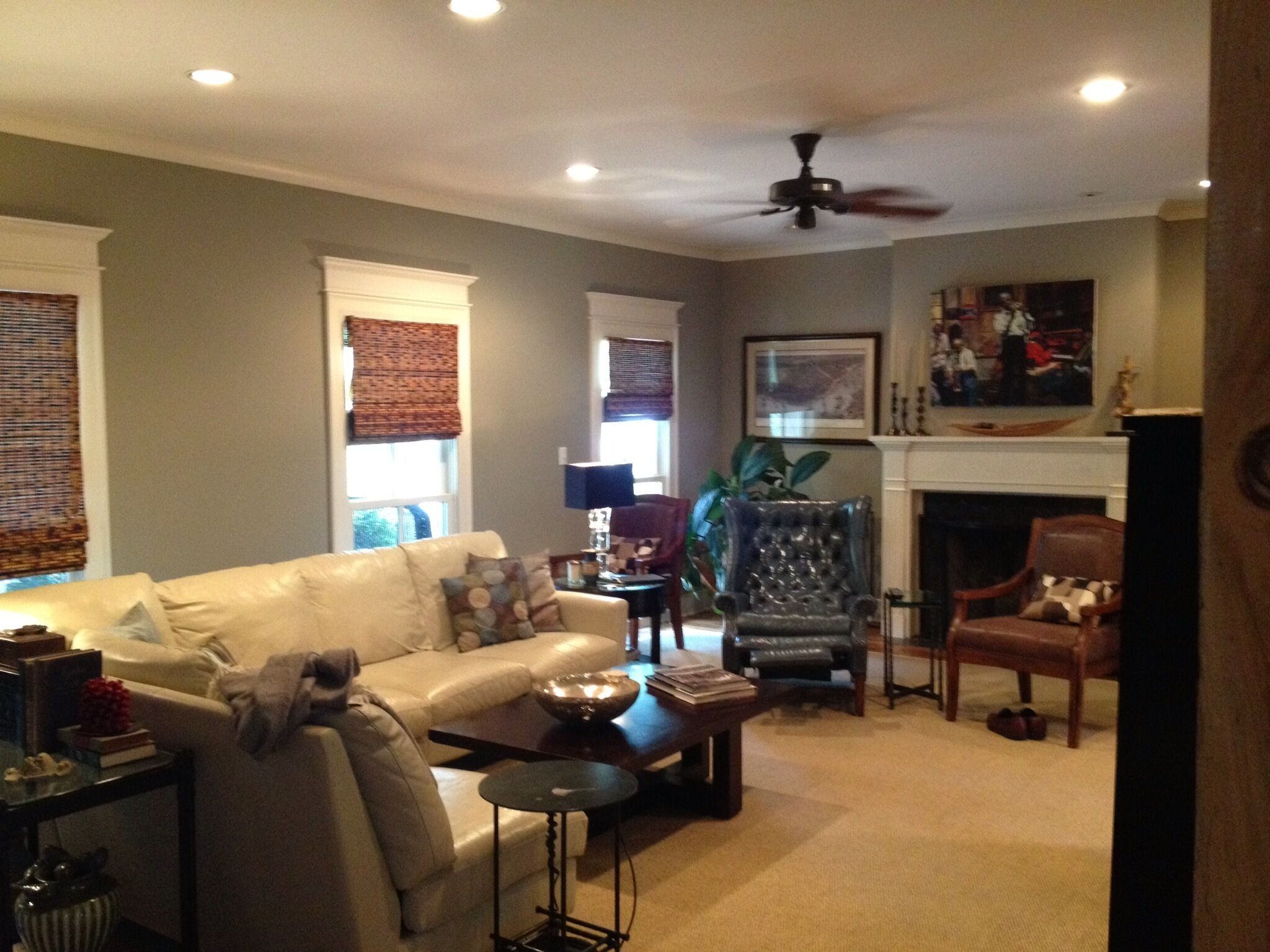 Walking distance to Campus and The Square.