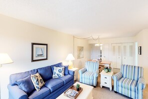 Een televisie en boeken