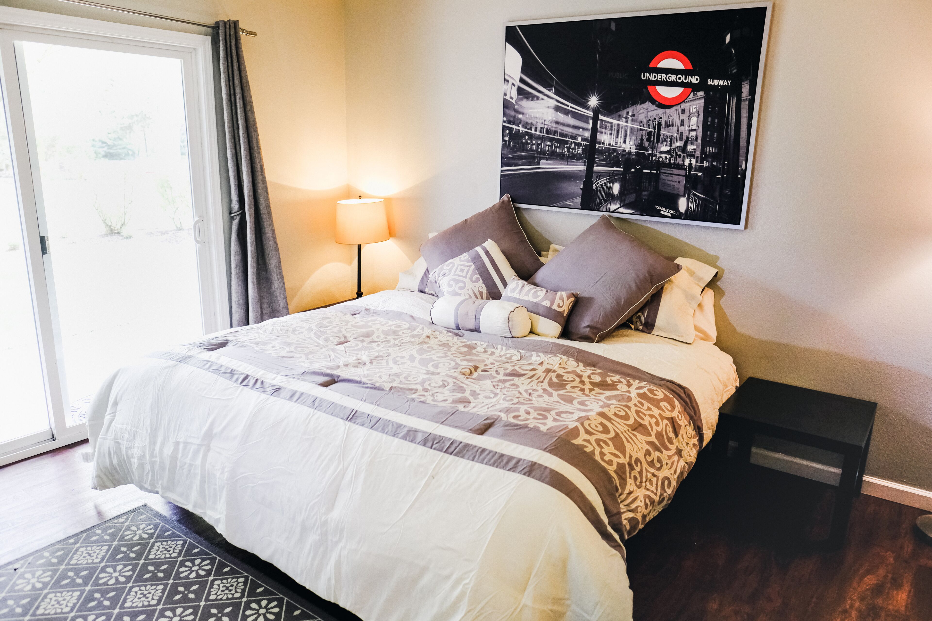 Lovely Fully Furnished 1 Bedroom by the Deschutes River