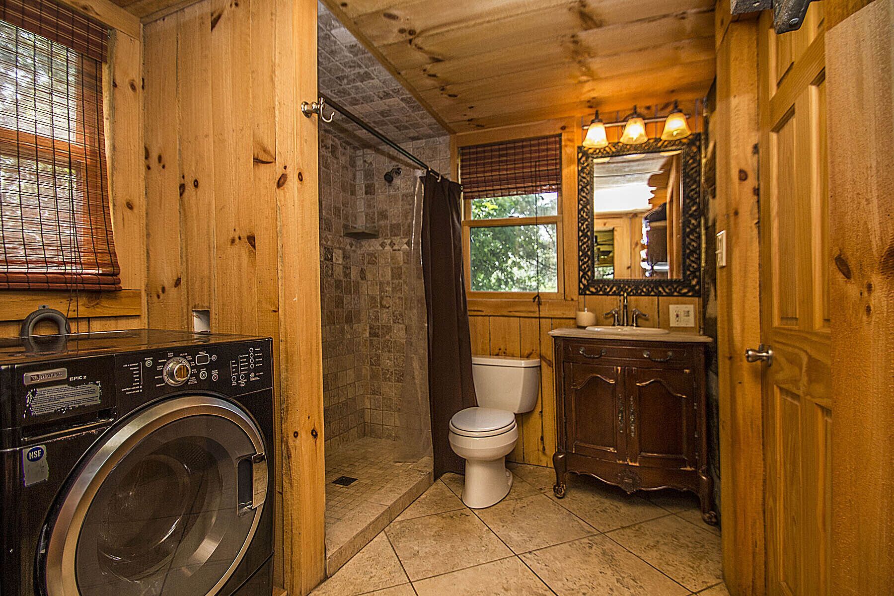 SPRING IS IN THE AIR! BOOK YOUR SPRING GETAWAY NOW!