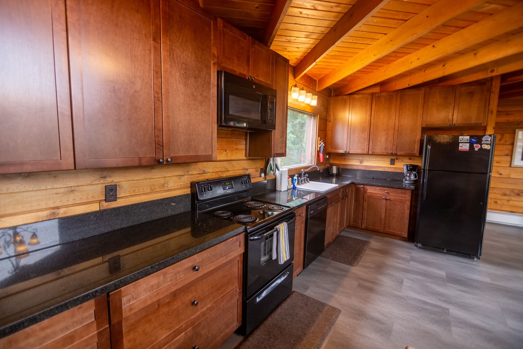 Pet Friendly, Family Friendly, Starlink, Close to Central Rockie Activities - Bristlecone Pines