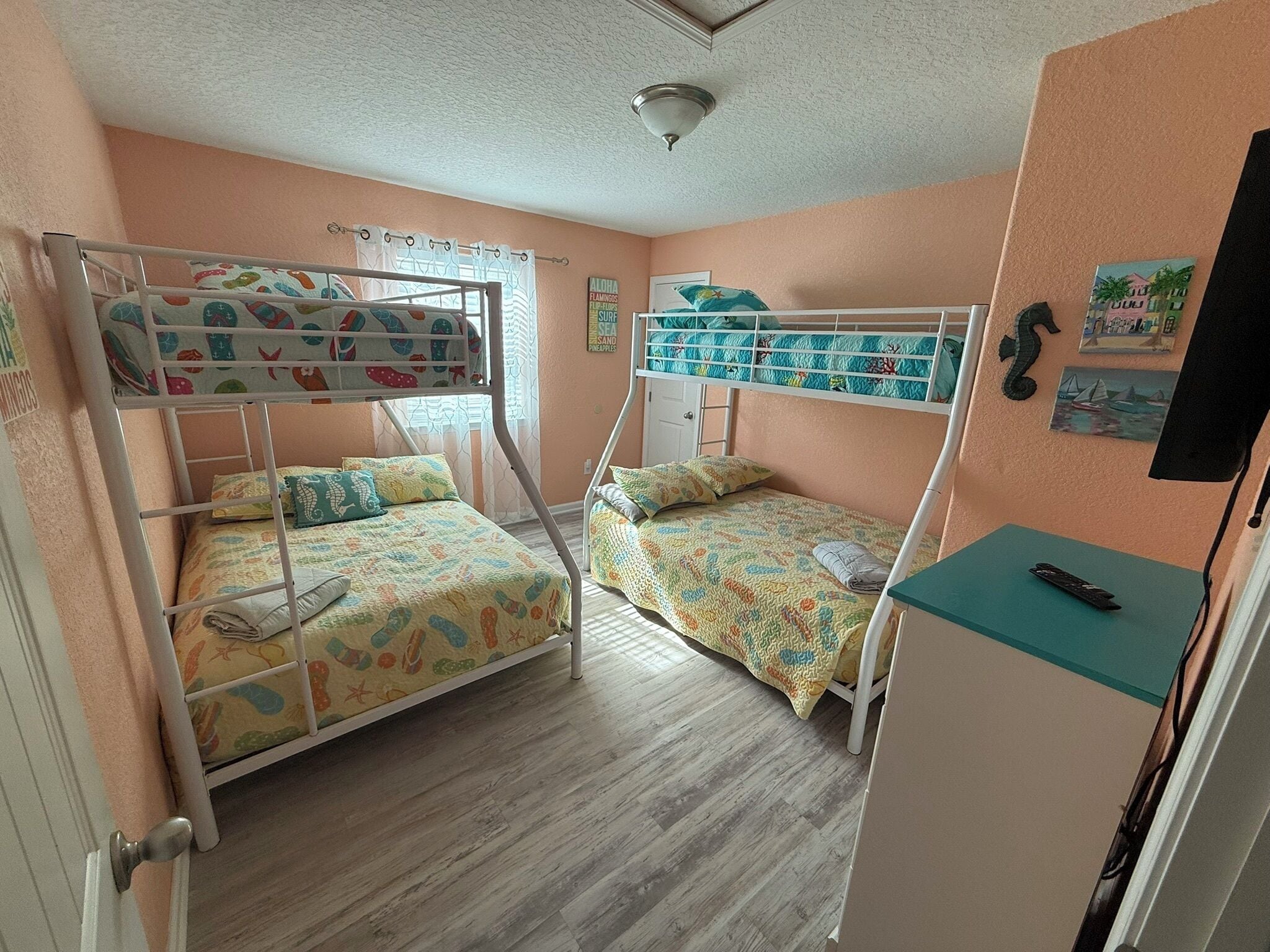 3 bedrooms, iron/ironing board, travel cot, WiFi