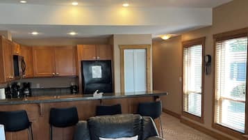 Televisión y reproductor de DVD