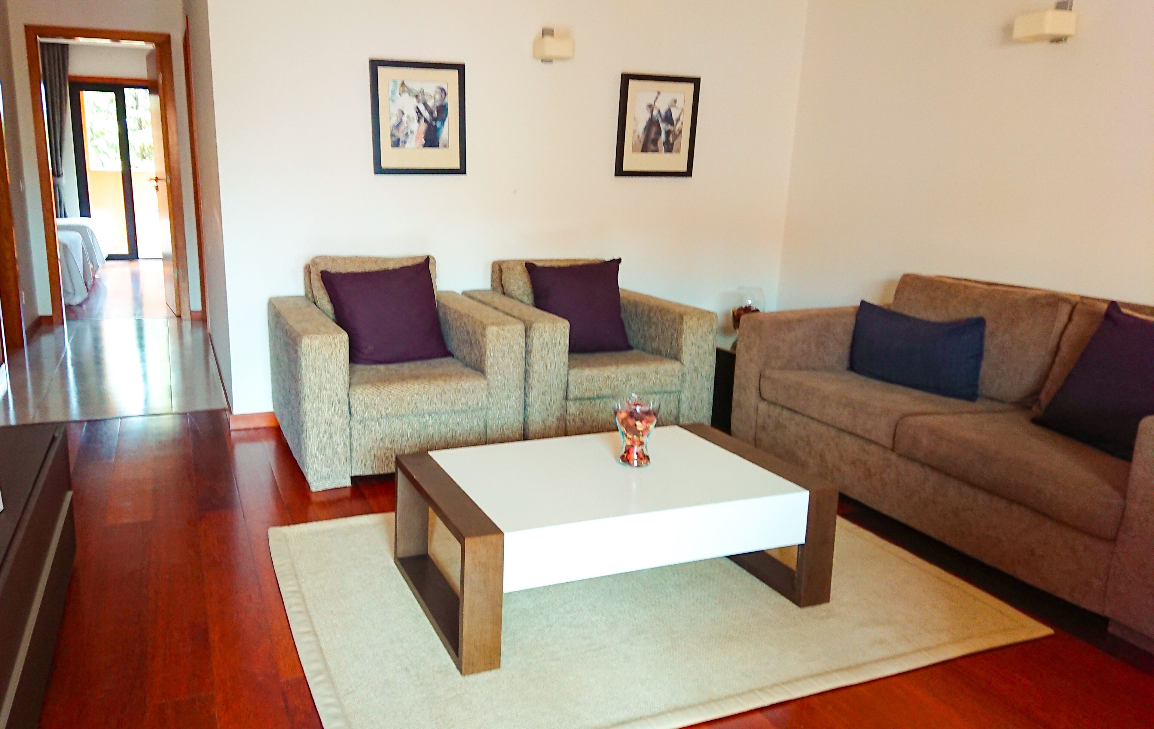 Pure luxury - apartment in Baia da Luz Resort. Walk to beach.