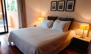 3 dormitorios, tabla de planchar con plancha, wifi y ropa de cama