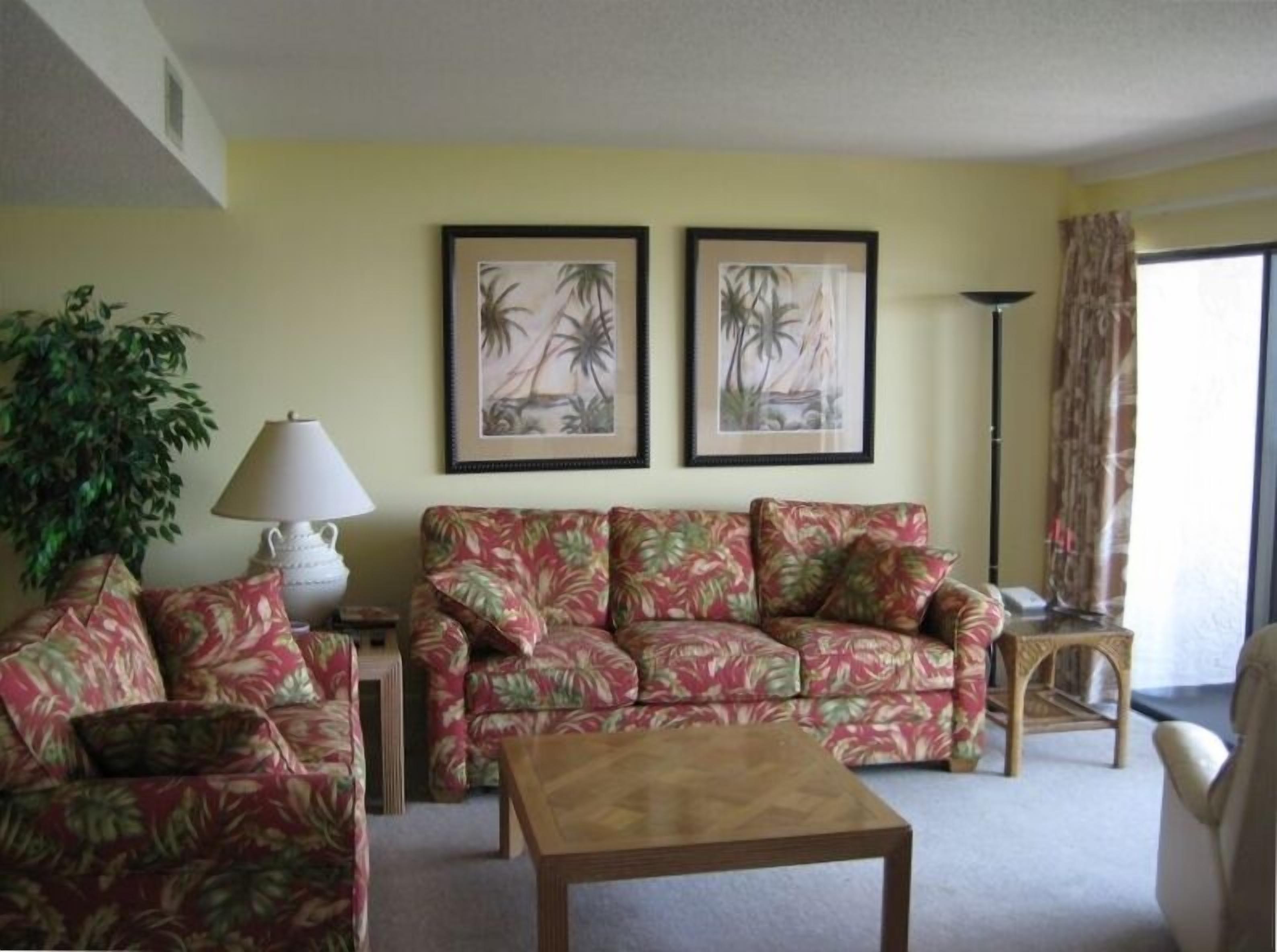 Great Oceanfront Condo 3BR/3.75 BA; Ask about off season specials
